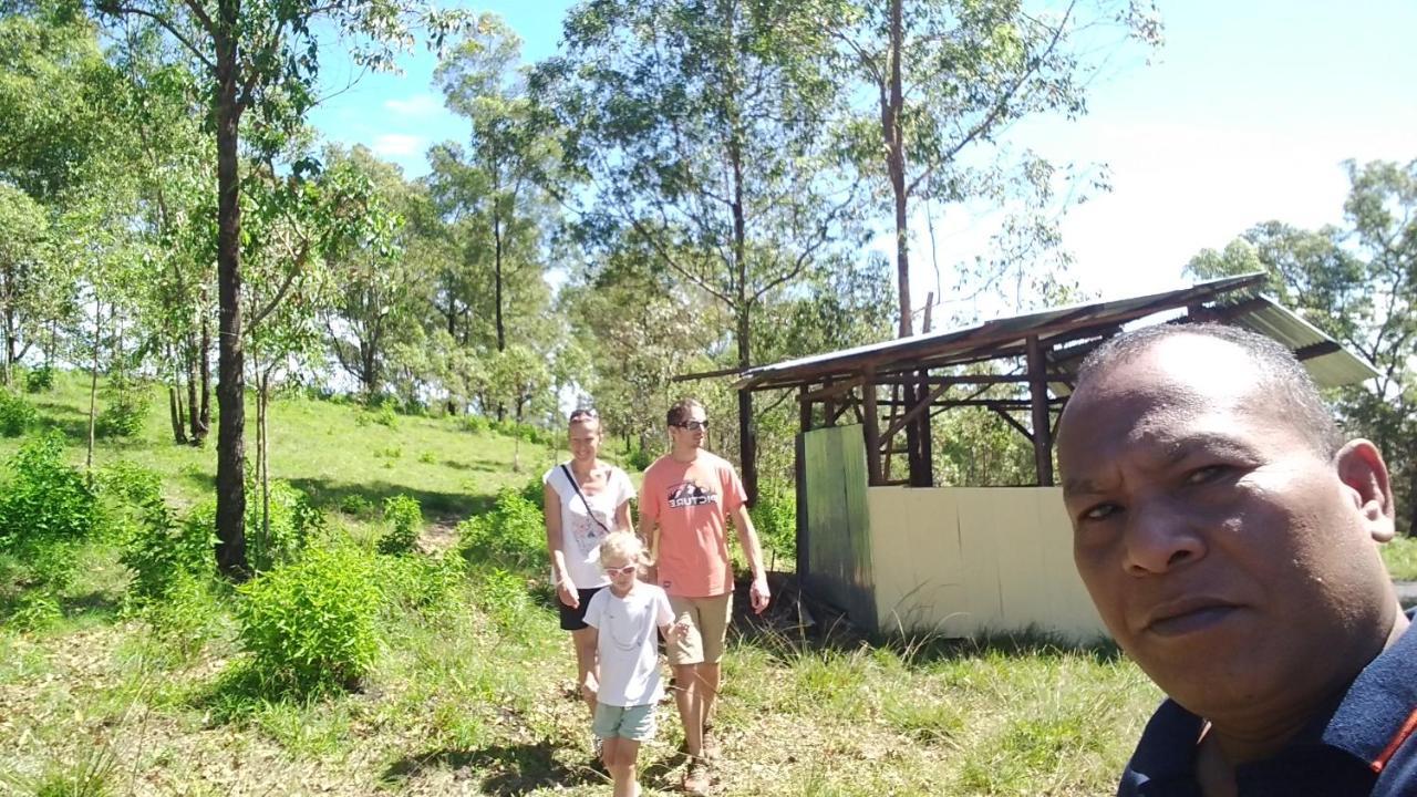 Arnolds Familly Homestay Bajawa Exterior photo